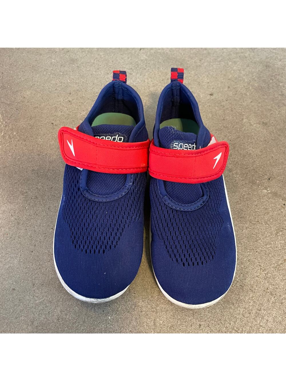 Speedo navy blue red water shoes boys size 11 outdoor swim soft sneaker